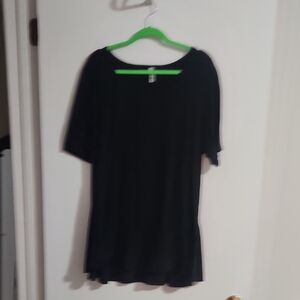 Black Short Sleeve LulaRoe Top